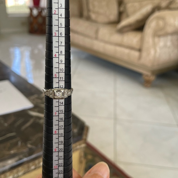 Antique 18k Diamond Ring - Picture 12 of 14